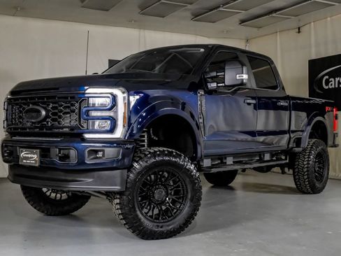Used 2024 Ford F250 XL w/ STX Appearance Package AWD/4WD image 5