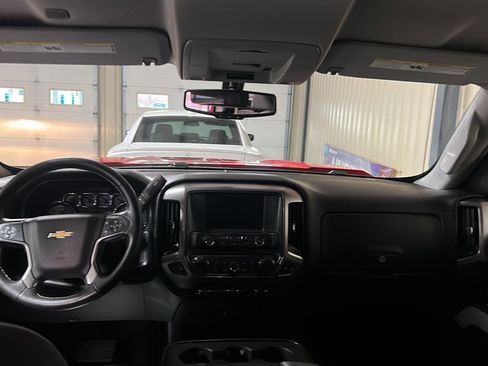 Used 2018 Chevrolet Silverado 1500 LT w/ All Star Edition image 21