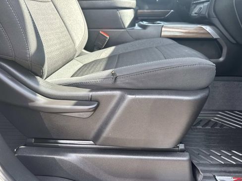 Used 2022 Chevrolet Silverado 1500 RST image 11