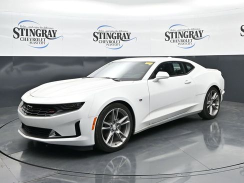 Used 2022 Chevrolet Camaro LT w/ RS Package RWD image 3