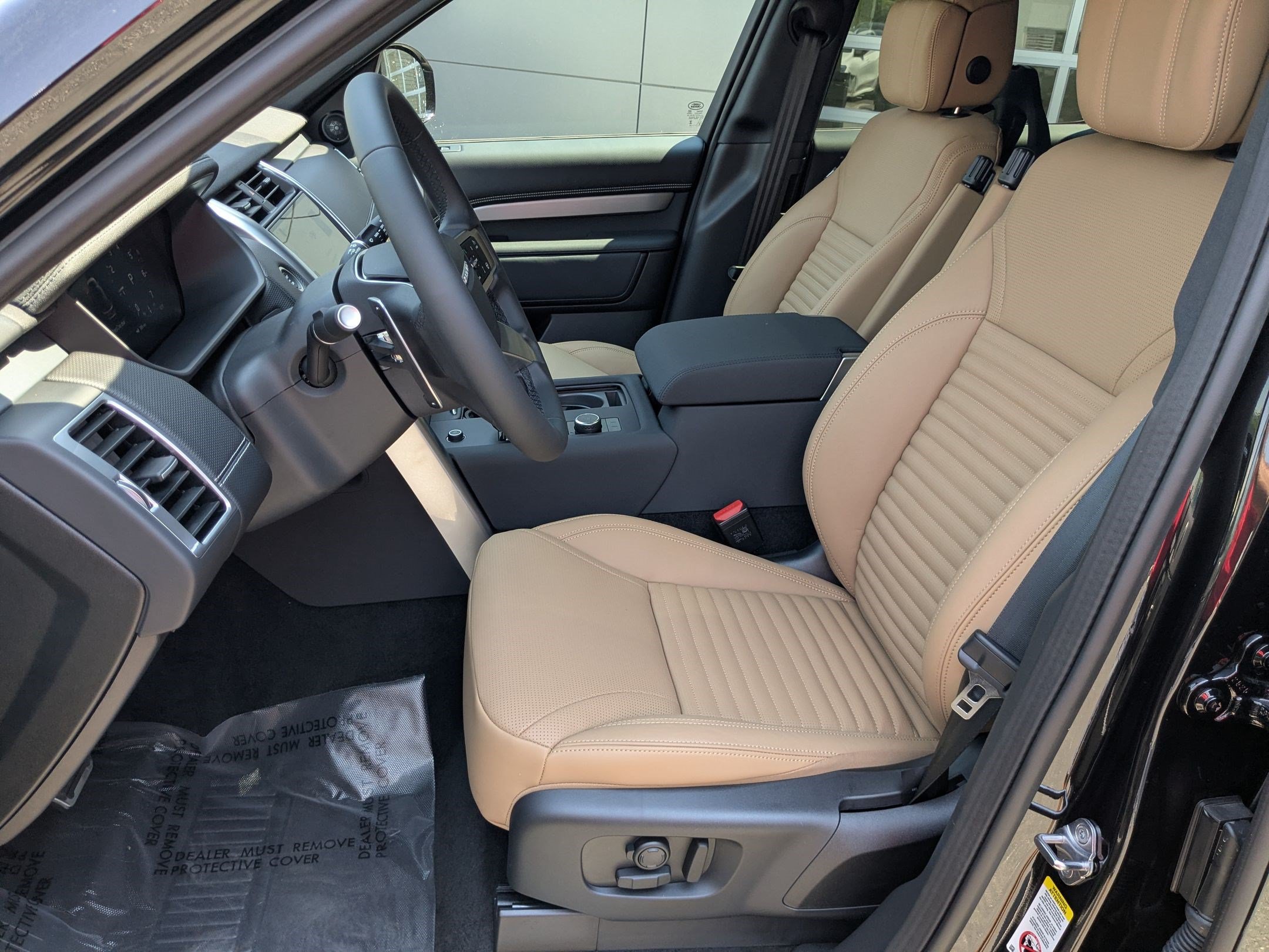 New 2026 Land Rover Discovery Limited Edition AWD/4WD image 25
