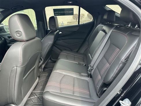 Used 2023 Chevrolet Equinox RS FWD image 24
