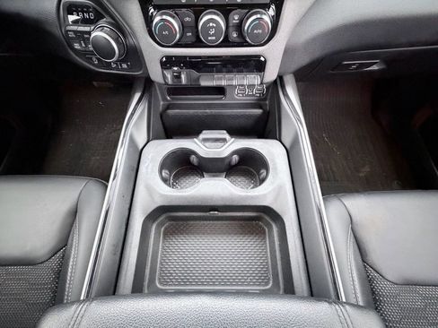 Used 2021 RAM 1500 Big Horn w/ Built-to-serve Edition image 19