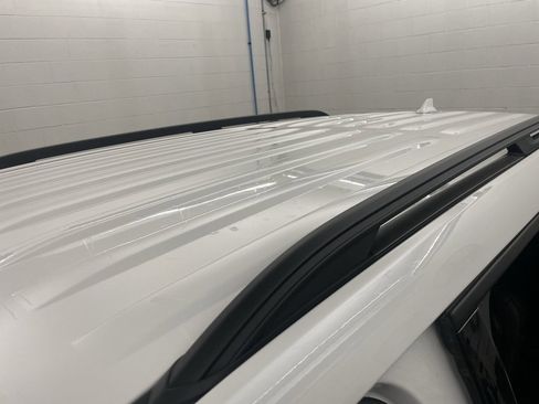 Used 2022 Ford Explorer XLT w/ Equipment Group 202A image 33