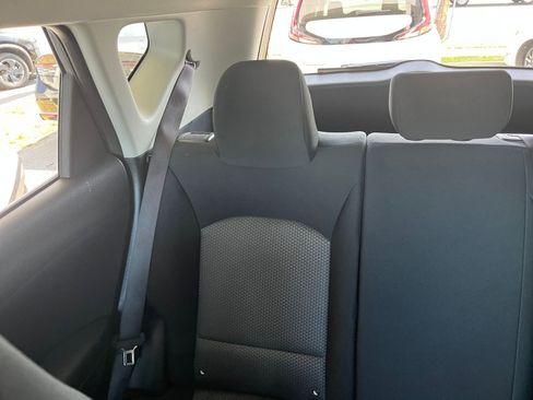 Used 2025 Kia Soul LX w/ LX Technology Package FWD image 39