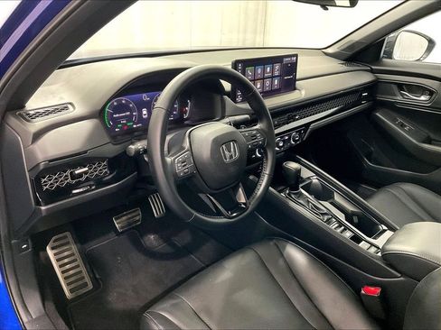 Used 2024 Honda Accord Sport image 8