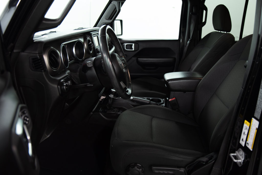 Used 2019 Jeep Wrangler Unlimited Sport S AWD/4WD image 9
