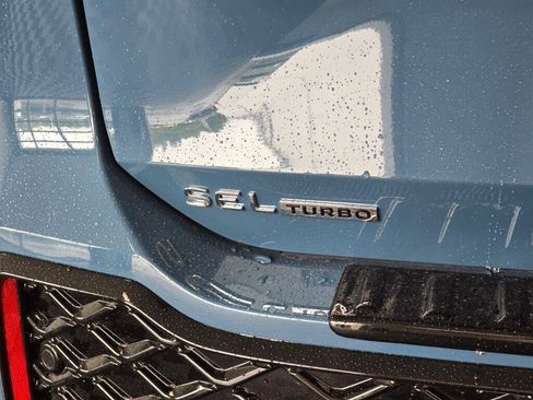 New 2026 Volkswagen Tiguan SEL R-Line AWD/4WD image 13
