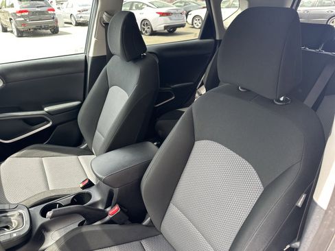 Used 2022 Kia Soul LX w/ Technology Package FWD image 19