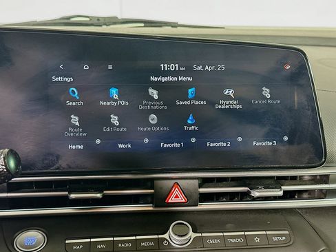 Used 2024 Hyundai Elantra Limited FWD image 22