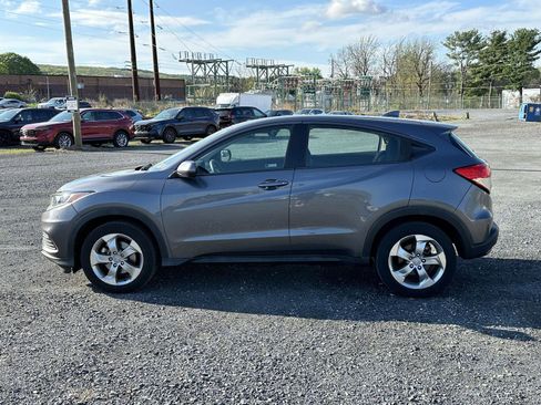 Used 2019 Honda HR-V LX image 5