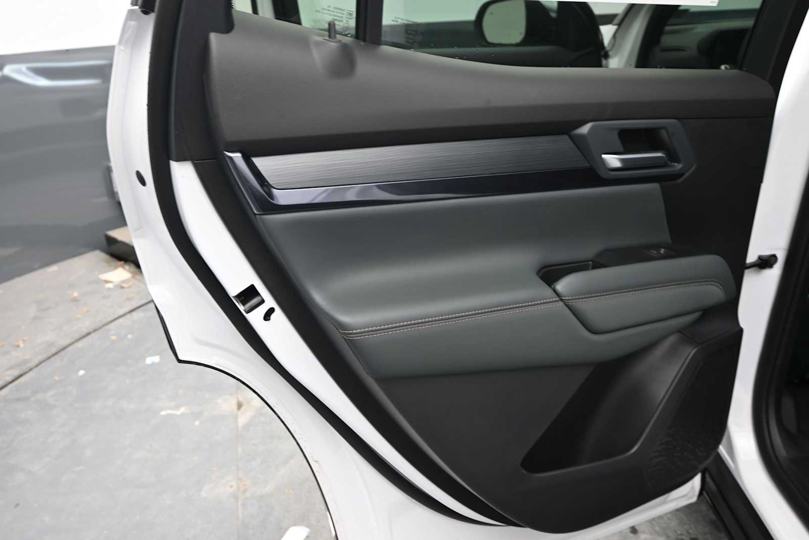 New 2027 GMC Terrain AT4 w/ LPO, Hit The Road Package AWD/4WD image 23
