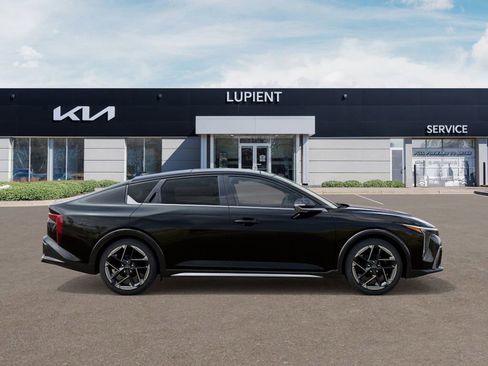 New 2026 Kia K4 GT-Line image 10