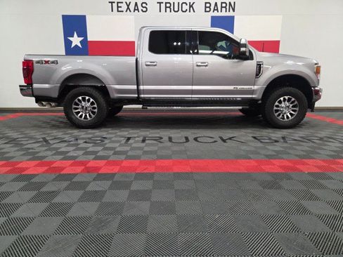 Used 2020 Ford F250 Lariat w/ Lariat Value Package AWD/4WD image 14