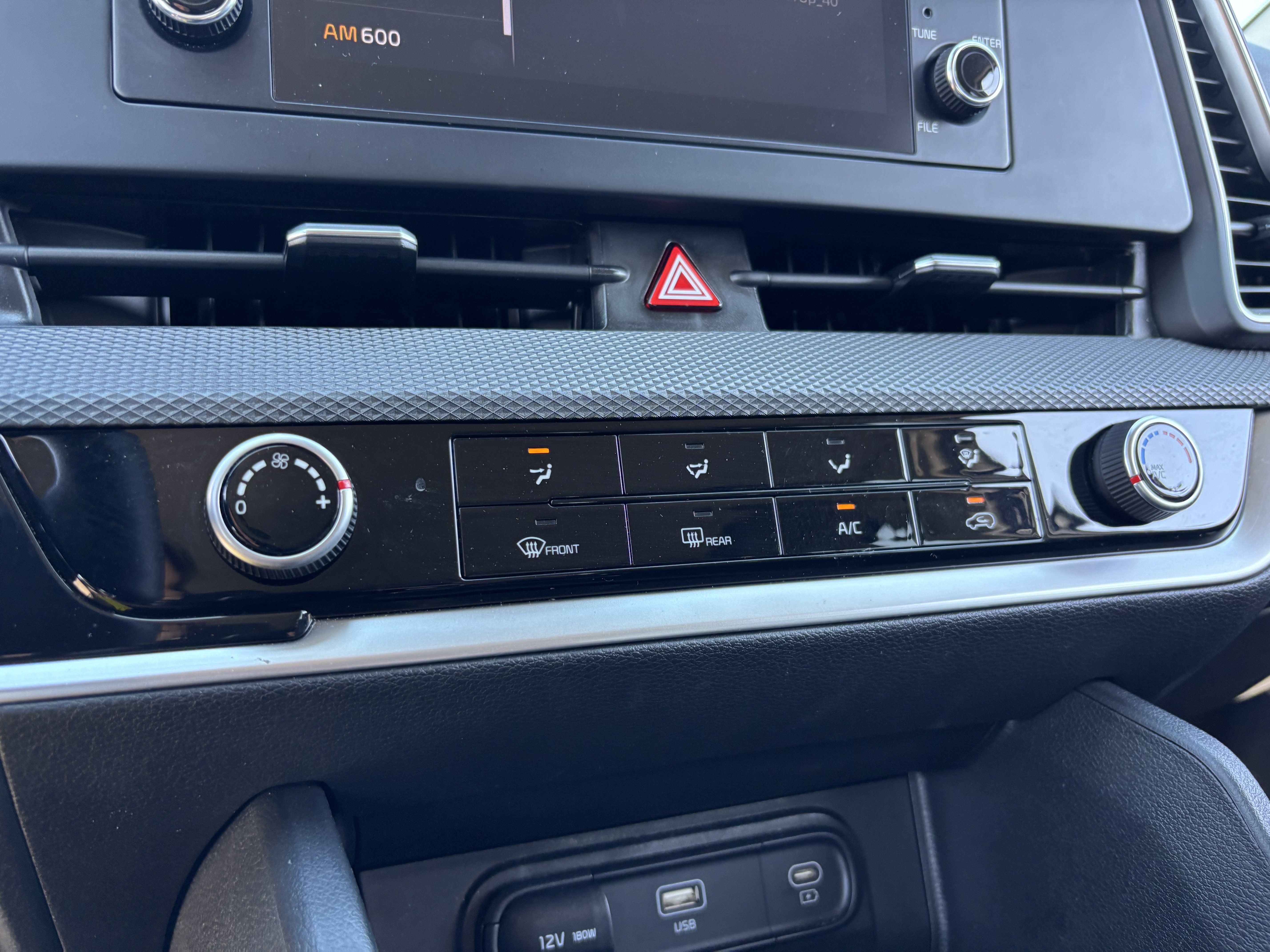 Certified 2025 Kia Sportage LX FWD image 22