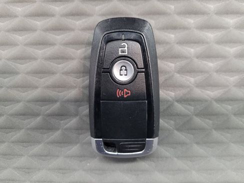 Used 2022 Ford Escape SE FWD image 32