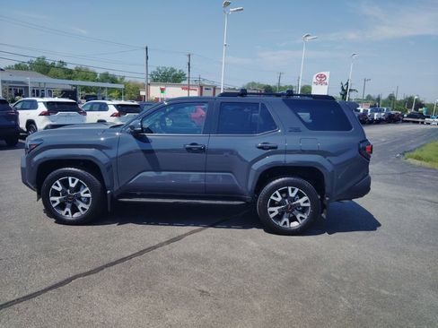 New 2026 Toyota 4Runner TRD Sport Premium AWD/4WD image 4