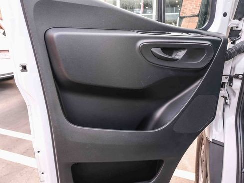 Used 2023 Mercedes-Benz Sprinter 2500 w/ Acoustic Package image 20