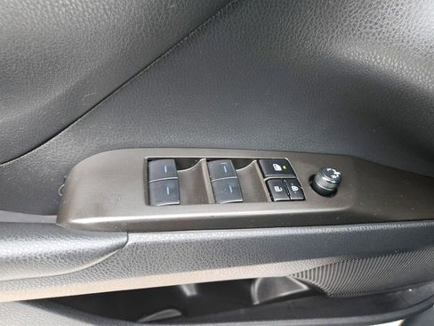 Used 2023 Toyota Camry SE image 28