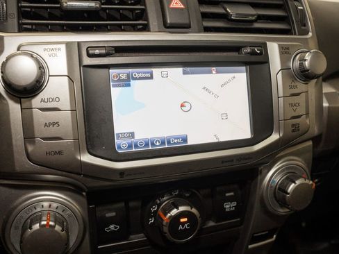 Used 2019 Toyota 4Runner SR5 Premium image 13