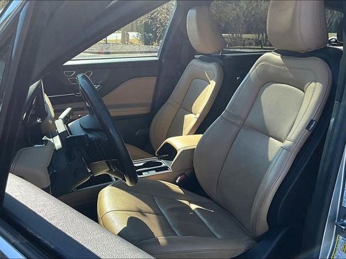 Certified 2023 Lincoln Corsair Reserve w/ Equipment Group 202A image 25