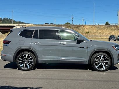 New 2026 Volkswagen Atlas SEL Premium R-Line