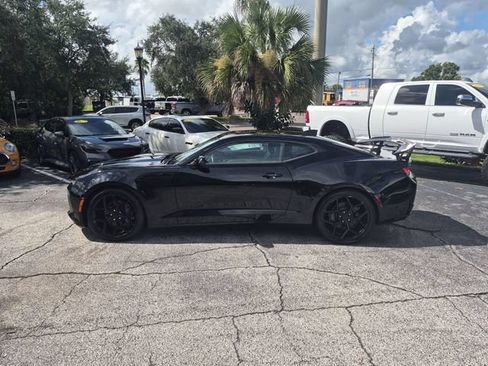 Used 2016 Chevrolet Camaro SS RWD image 8
