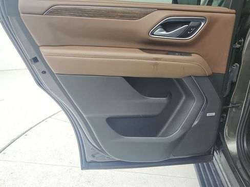 Used 2021 Chevrolet Tahoe High Country RWD image 25