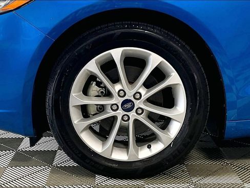Used 2020 Ford Fusion SE image 8