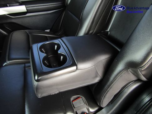 Certified 2022 Ford Explorer XLT w/ Equipment Group 202A AWD/4WD image 21