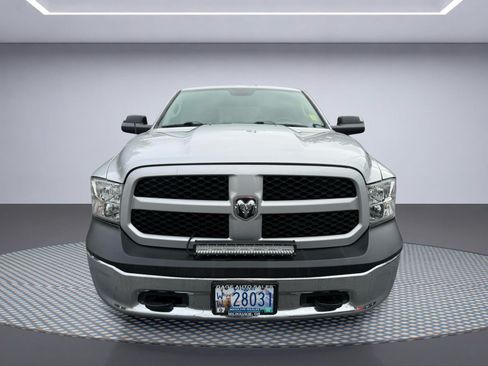Used 2019 RAM 1500 Express AWD/4WD image 12