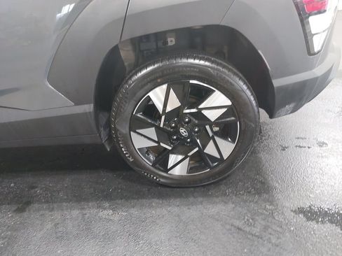 Certified 2025 Hyundai Kona SEL AWD/4WD image 32