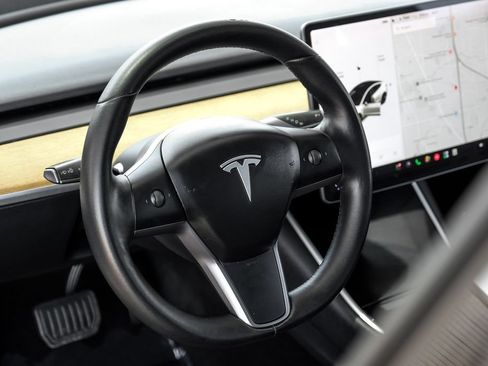 Used 2019 Tesla Model 3 Long Range AWD/4WD image 13