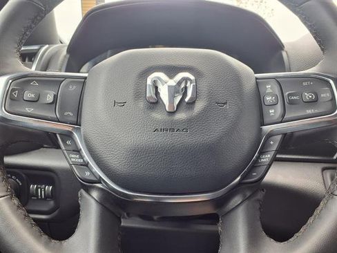 Used 2025 RAM 1500 Laramie AWD/4WD image 16