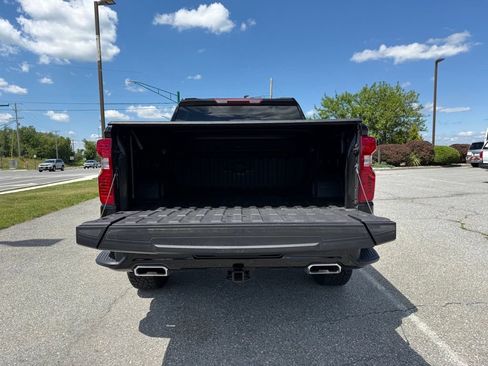 Used 2025 Chevrolet Silverado 1500 Custom Trail Boss AWD/4WD image 16