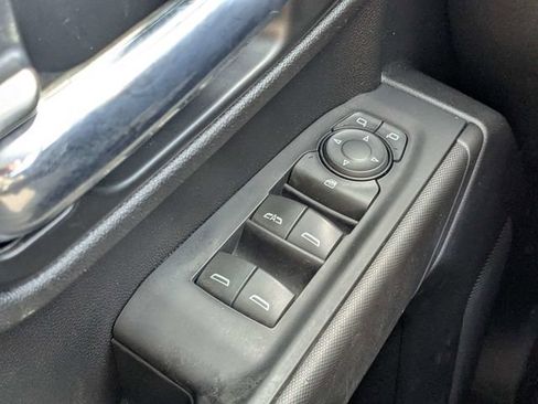 Used 2022 Chevrolet Silverado 1500 Custom RWD image 18