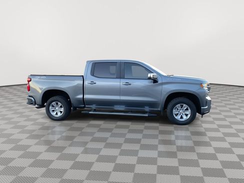 Used 2022 Chevrolet Silverado 1500 LT w/ Bed Protection Package image 8
