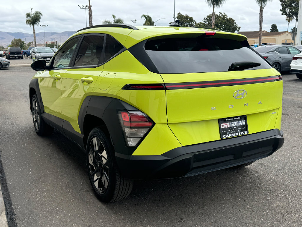 Used 2024 Hyundai Kona SEL AWD/4WD image 6