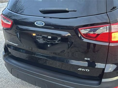 Used 2021 Ford EcoSport SE image 30