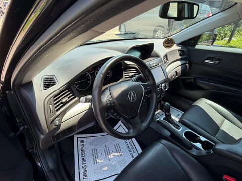 Used 2016 Acura ILX FWD image 9
