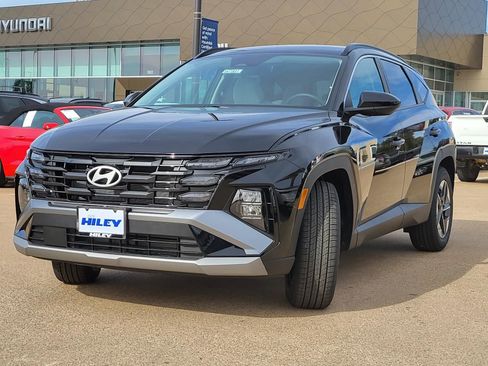 New 2026 Hyundai Tucson SEL FWD image 2