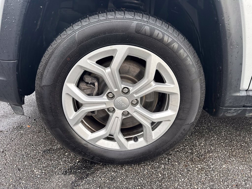 Used 2024 Jeep Compass Latitude AWD/4WD image 42