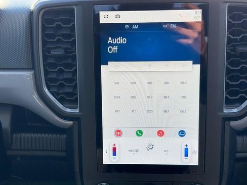 New 2025 Ford Ranger XL image 8