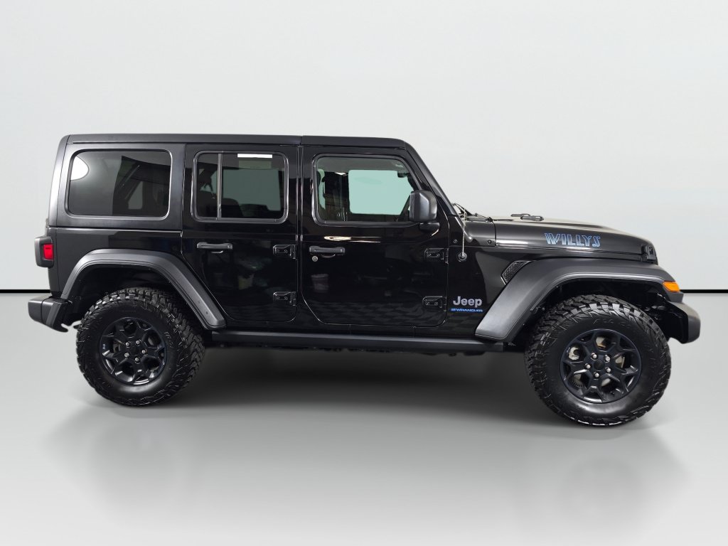 Used 2023 Jeep Wrangler Unlimited w/ 8.4" Radio Group AWD/4WD image 7