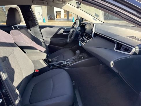 Used 2020 Toyota Corolla LE image 23