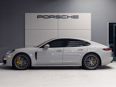 Certified 2022 Porsche Panamera Turbo S AWD/4WD image 2