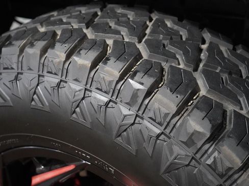 Used 2019 RAM 2500 Laramie w/ Night Edition AWD/4WD image 29