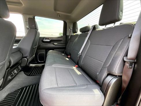 Used 2025 Chevrolet Silverado 1500 LT AWD/4WD image 14