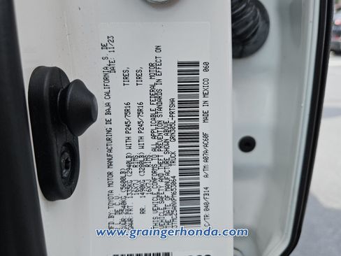 Used 2023 Toyota Tacoma SR AWD/4WD image 14
