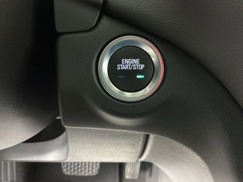 Used 2022 Chevrolet Equinox LT image 18